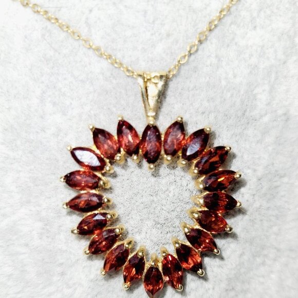 Natural Marquise Garnet Heart Pendant 14k Yellow Gold 20" 12k Gold Filled Chain - Picture 1 of 11